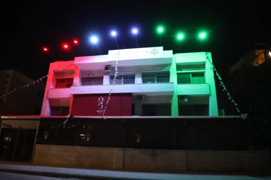 مدار الساعة,مناسبات أردنية,الملك عبدالله الثاني,المملكة الأردنية الهاشمية,اليوبيل الفضي,وزارة الاتصال الحكومي