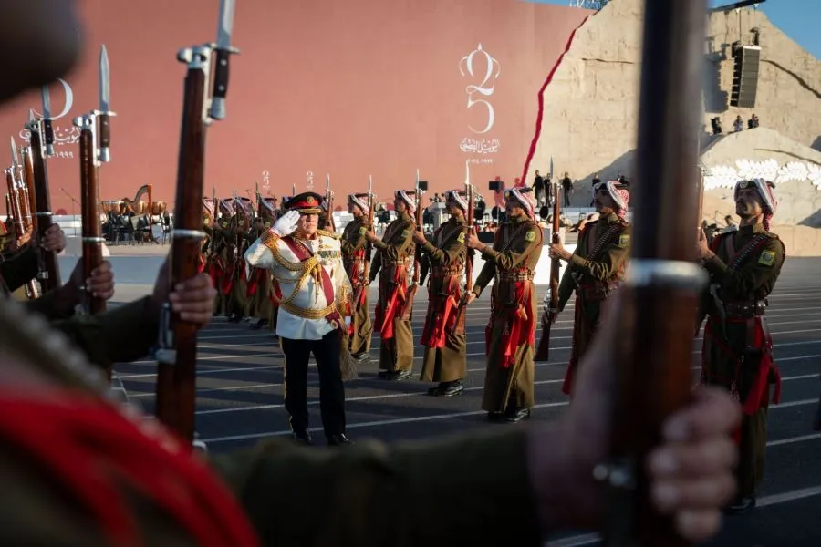 مدار الساعة,مناسبات أردنية,اليوبيل الفضي,التشريفات الملكية