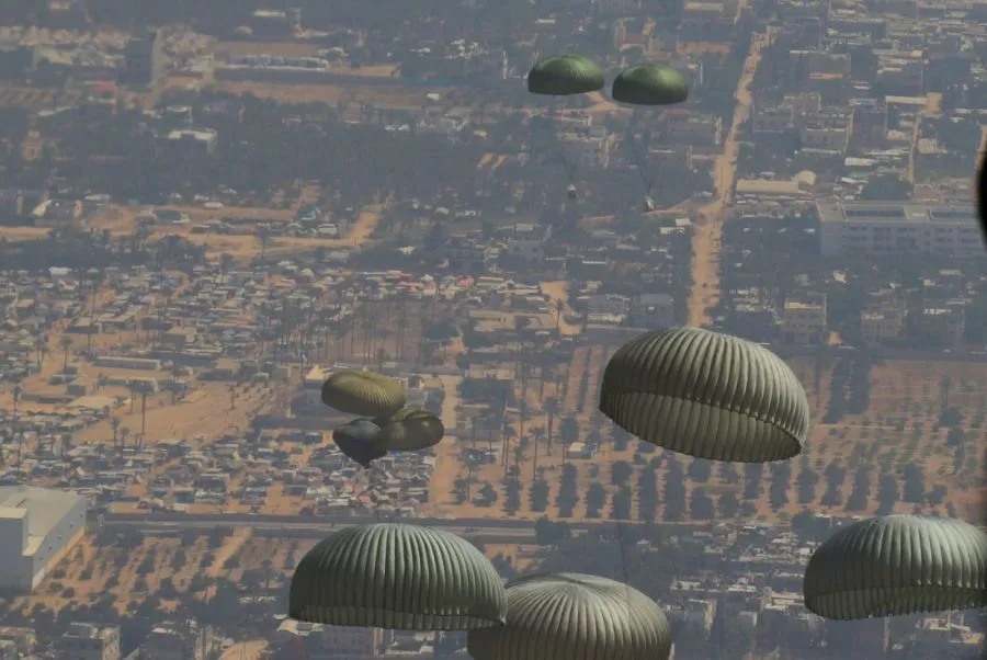 مدار الساعة,أخبار الأردن,اخبار الاردن,القوات المسلحة الأردنية,الإنزالات الجوية,القوات المسلحة,قطاع غزة,جمهورية مصر العربية,الجيش العربي,سلاح الجو الملكي