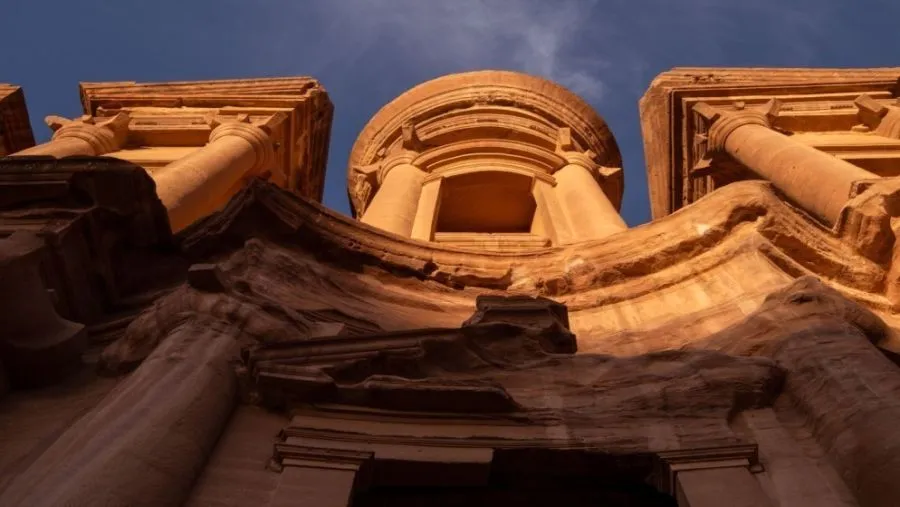 مدار الساعة,أخبار السياحة في الأردن,وزير السياحة والآثار