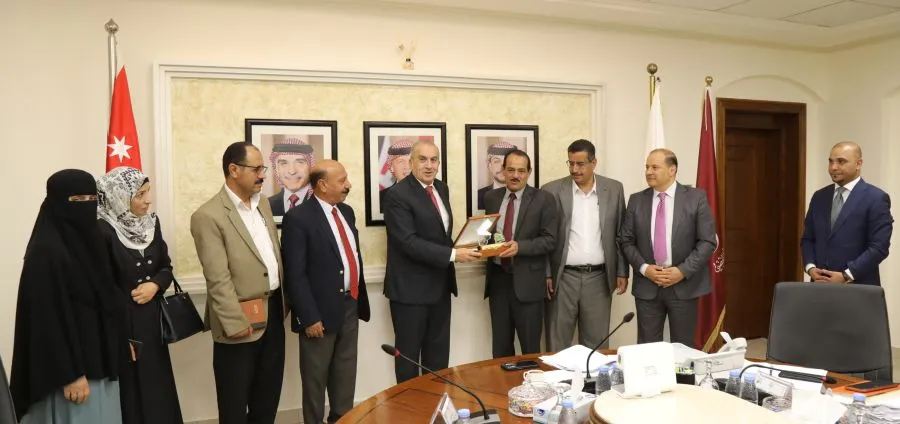 مدار الساعة,أخبار الأردن,اخبار الاردن,وزير الأشغال العامة والإسكان,ماهر أبو السمن,وزارة المالية,وزارة الأشغال العامة والإسكان,وزارة الأشغال