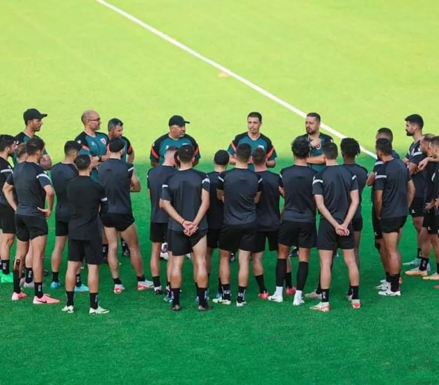 مدار الساعة,أخبار رياضية,ملعب البترا,مدينة الحسين للشباب,كأس العالم,المنتخب الوطني,التصفيات الآسيوية المؤهلة,سلطنة عمان,علي علوان
