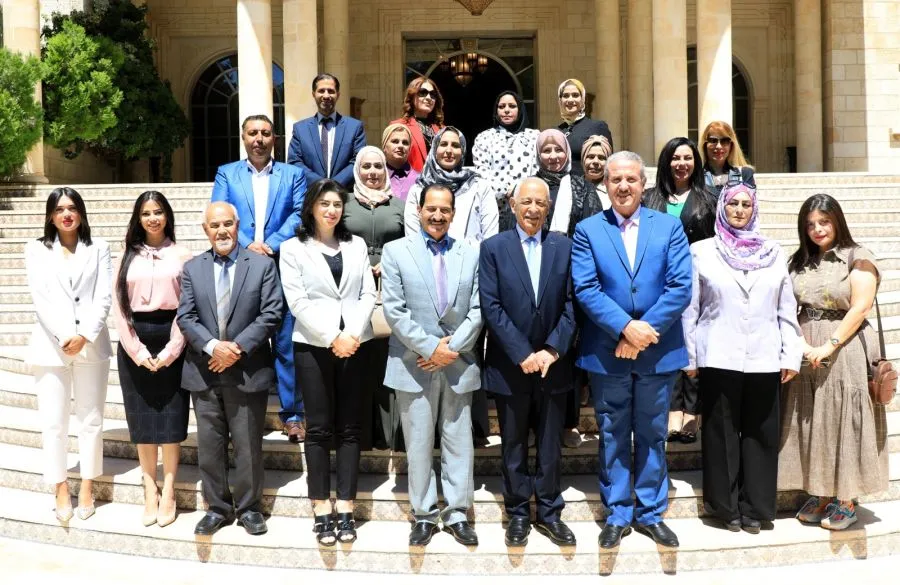 مدار الساعة,أخبار الأردن,اخبار الاردن,الملك عبدالله الثاني,الملكة رانيا العبدالله,الحسين بن عبدالله الثاني,ولي العهد,الأميرة سلمى بنت عبدالله الثاني,الديوان الملكي الهاشمي,العروبية,القوات المسلحة,قطاع غزة,الضفة الغربية,الجيش العربي