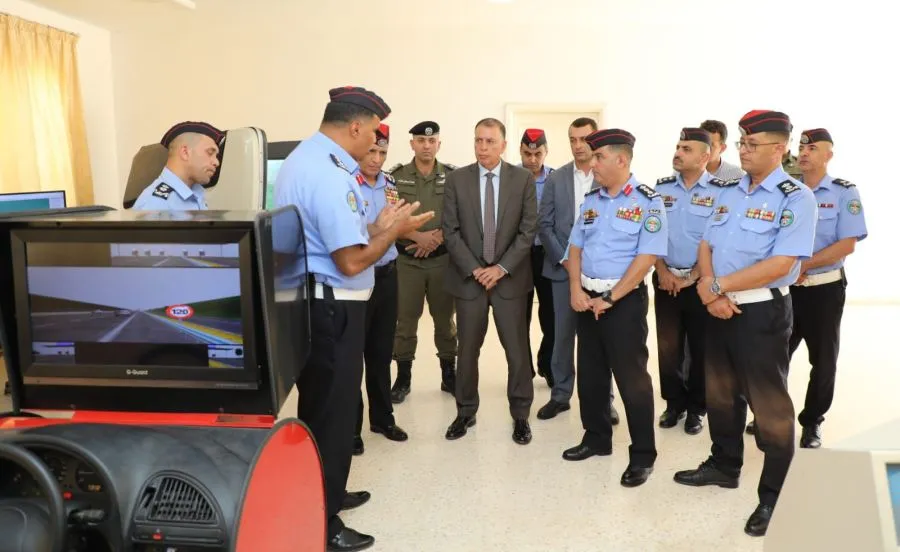 مدار الساعة,أخبار الأردن,اخبار الاردن,وزير الداخلية,مازن الفراية,الأمن العام,المعهد المروري