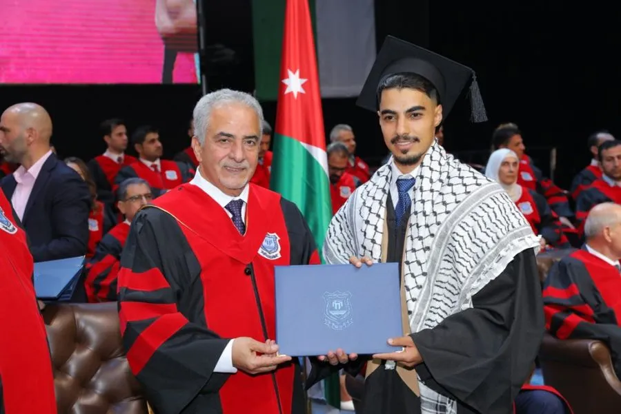 مدار الساعة,أخبار الجامعات الأردنية,الملك عبد الله الثاني بن الحسين,الملك عبدالله الثاني بن الحسين,جامعة عمان الأهلية,اليوبيل الفضي,قطاع غزة