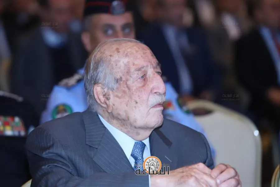 مدار الساعة,أخبار الأردن,اخبار الاردن,وزير الدفاع,رئيس الوزراء,الملك الحسين بن طلال,الديوان الملكي الهاشمي,الديوان الملكي,رئاسة الوزراء,وزارة الخارجية,مجلس الأعيان,الأمم المتحدة,التشريفات الملكية,زيد سمير الرفاعي