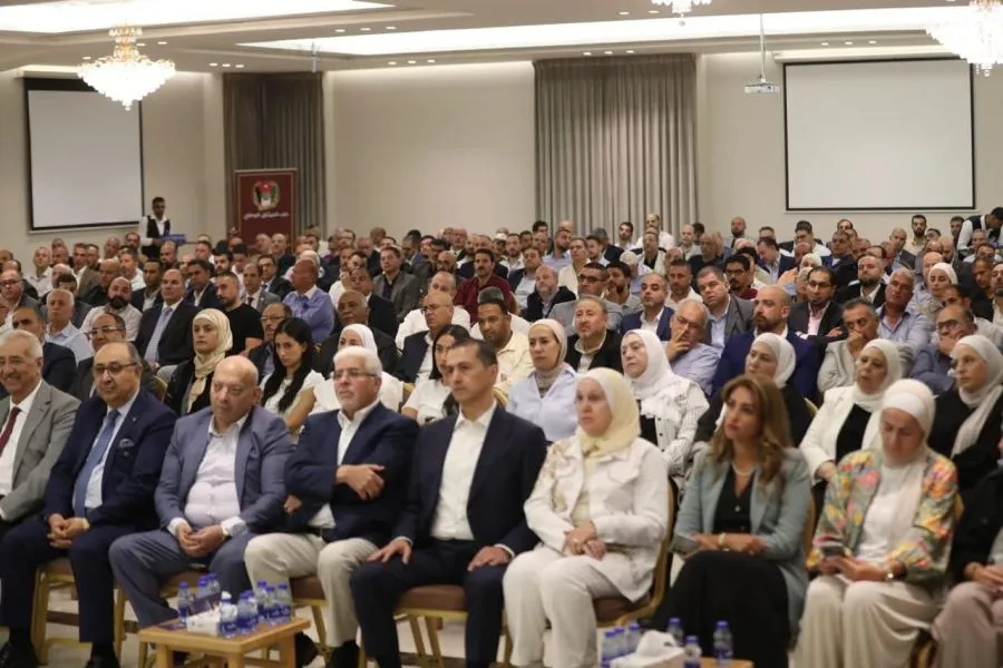 مدار الساعة,أخبار الأحزاب الأردنية,محمد المومني,الملك عبد الله الثاني,مجلس النواب,غرفة صناعة الأردن,غرفة صناعة عمان,حزب الميثاق الوطني