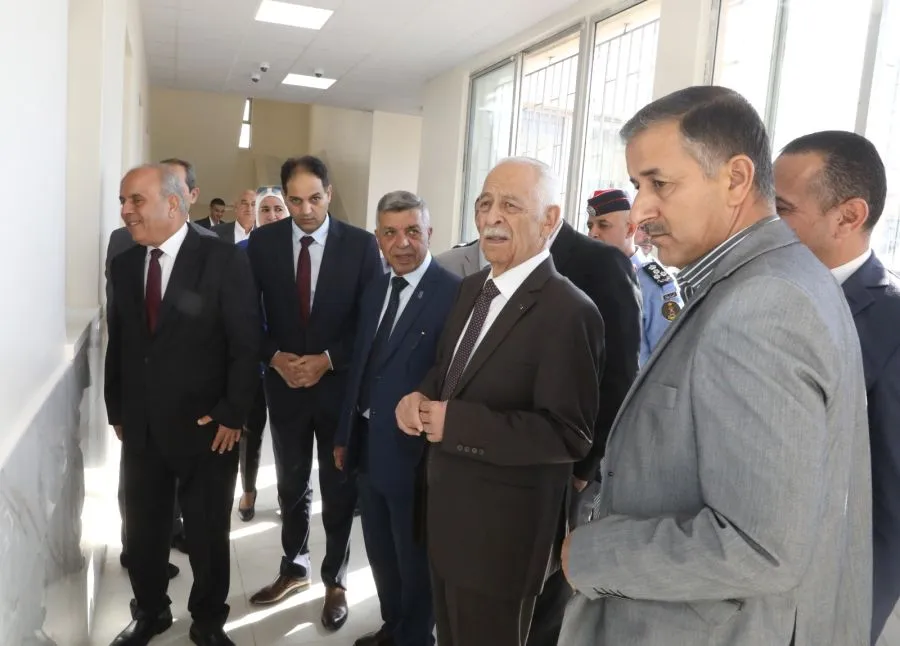 مدار الساعة,أخبار الأردن,اخبار الاردن,وزير التربية والتعليم,عزمي محافظة,الديوان الملكي الهاشمي,وزارة التربية والتعليم