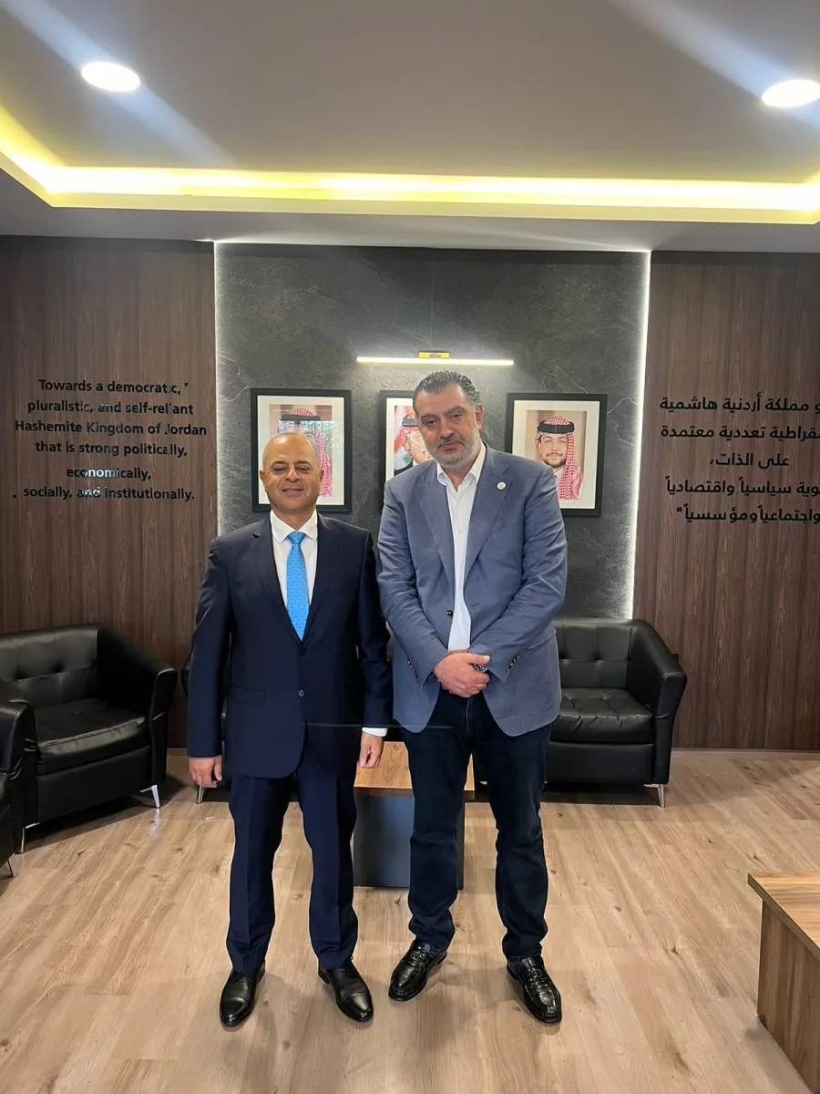 مدار الساعة,أخبار الأحزاب الأردنية,خير أبو صعيليك,الملك عبد الله الثاني,حزب إرادة