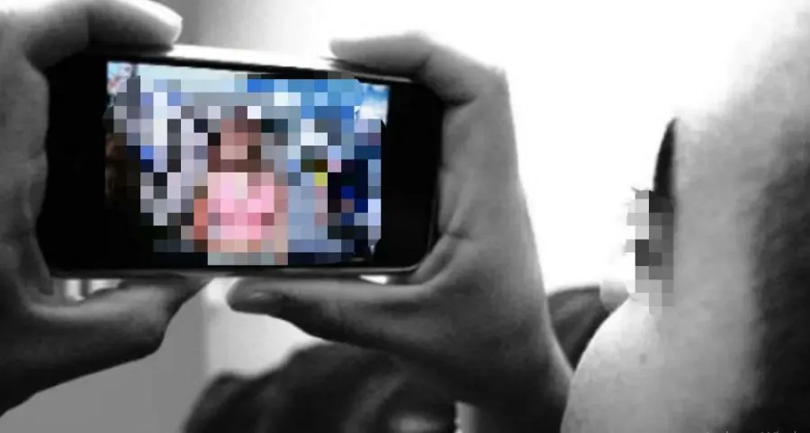 مدار الساعة,Video,فيديو,أخبار الأردن,اخبار الاردن,إدارة حماية الأسرة,مواقع التواصل الاجتماعي,فيديوهات فاضحة,صور فاضحة,خطبة فتاة,محكمة الجنايات الكبرى,الحبس,السجن,شاب