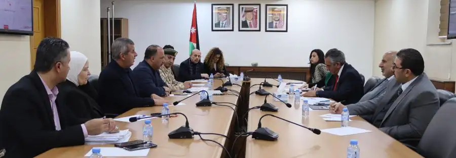 مدار الساعة,أخبار اقتصادية,وزير الطاقة والثروة المعدنية,الدكتور صالح الخرابشة,وزارة الطاقة والثروة المعدنية,هيئة تنظيم قطاع الطاقة والمعادن,المستشفيات الخاصة,وزارة الطاقة,القوات المسلحة,قطاع البنوك