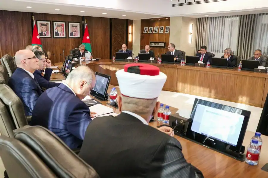 مدار الساعة,أخبار الأردن,اخبار الاردن,الدكتور جعفر حسان,وزير المالية,رئيس الوزراء,مؤسسة المواصفات والمقاييس,وزارة الزراعة,سلطة وادي الأردن,المؤسسة العامة للضمان الاجتماعي,أمانة عمان,سلطة منطقة العقبة الاقتصادية الخاصة,المدن الصناعية,ديوان التشريع والرأي,المواصفات والمقاييس,هيئة تنظيم قطاع الطاقة والمعادن,وادي الأردن,المملكة العربية السعودية,التنمية المستدامة