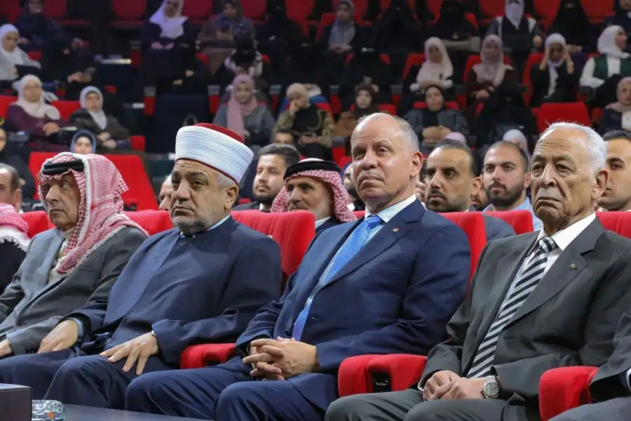 مدار الساعة,أخبار الأردن,اخبار الاردن,وزير الأوقاف والشؤون والمقدسات الإسلامية,الدكتور محمد الخلايلة,إمام الحضرة الهاشمية,الملك عبدالله الثاني,الأمير فيصل بن الحسين,الملك المؤسس,عبدالله بن الحسين,مفتي عام المملكة,محمد الخلايلة,القوات المسلحة الأردنية,الديوان الملكي الهاشمي,وزارة الأوقاف,القوات المسلحة,الجيش العربي