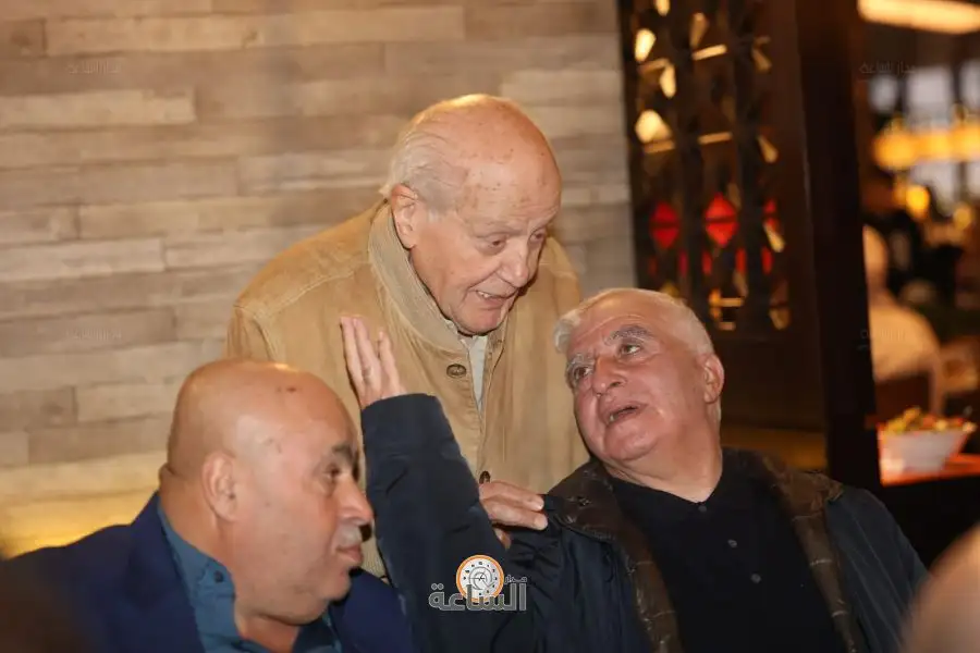 مدار الساعة,أخبار المجتمع الأردني,الصحفي محمد الدويري,مهدي الصيفي,الاعلامي نضال الخزاعلة,احمد يوسف الطراونة,الاعلامي ماجد القرعان,خليل عطية,الصحفي عواد الخلايلة,الصحفي اسامة الراميني,الاعلامي عبدالرحمن شديفات,الصحفي محمد الحوامدة
