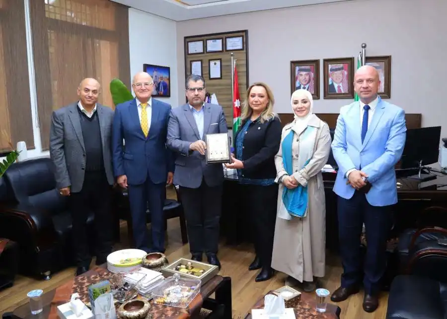 مدار الساعة,أخبار الجامعات الأردنية,جامعة البترا