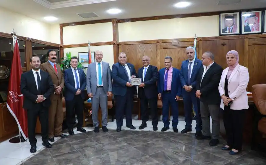 مدار الساعة,أخبار الجامعات الأردنية,التدريب المهني,جامعة الزرقاء,نقيب الصحفيين