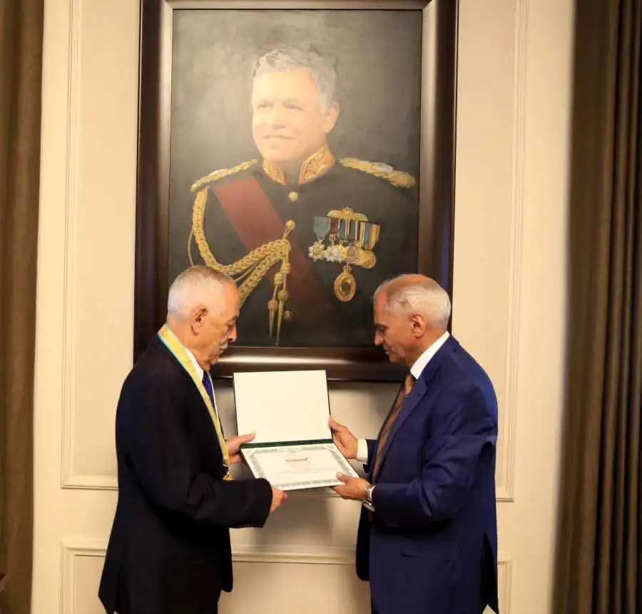 مدار الساعة,مناسبات أردنية,الملك عبدالله الثاني,القوات المسلحة الأردنية,هيئة الأركان المشتركة,الديوان الملكي الهاشمي,القوات المسلحة,سلطنة عمان,الجيش العربي,جامعة الدول العربية