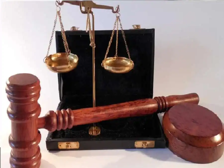 مدار الساعة,أخبار الأسرة