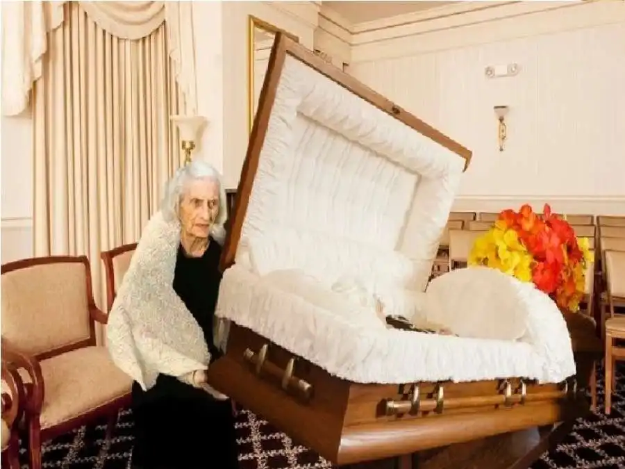 مدار الساعة,أخبار الأسرة