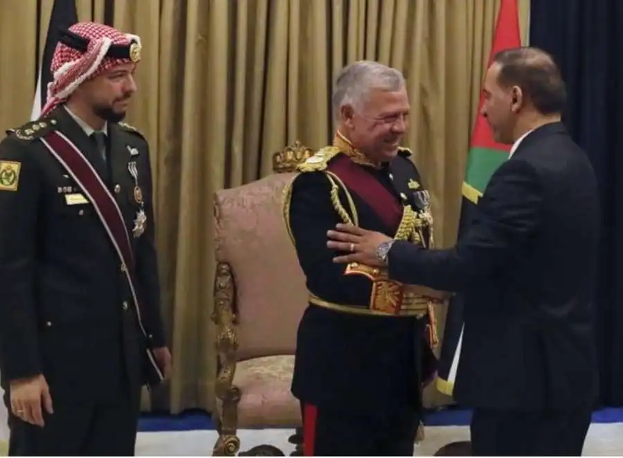 مدار الساعة,مناسبات أردنية,عيد الجلوس