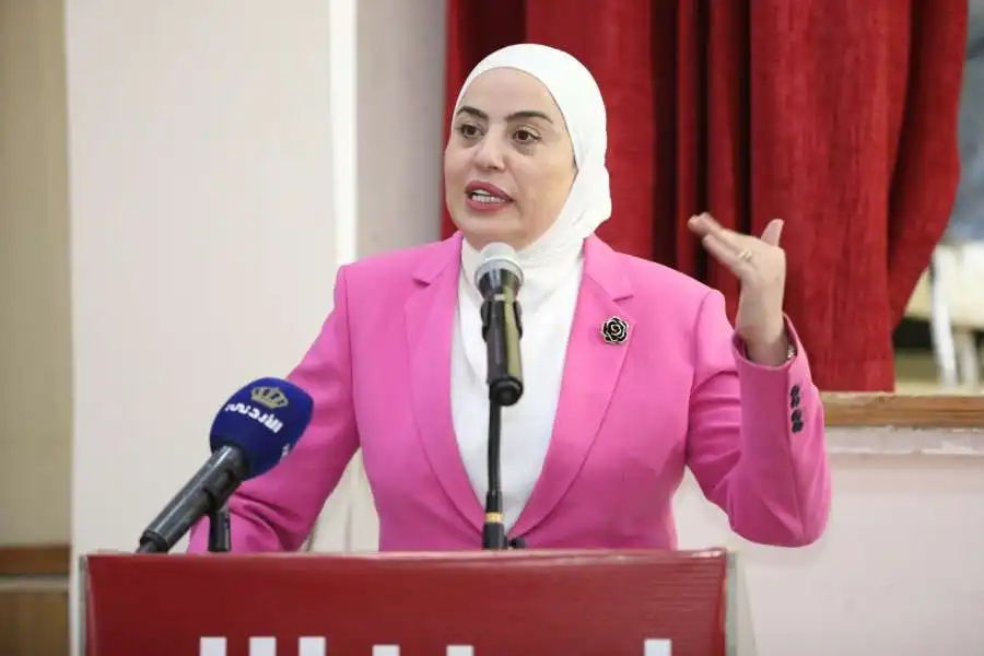 مدار الساعة,مناسبات أردنية,الملك عبد الله الثاني,عيد الجلوس