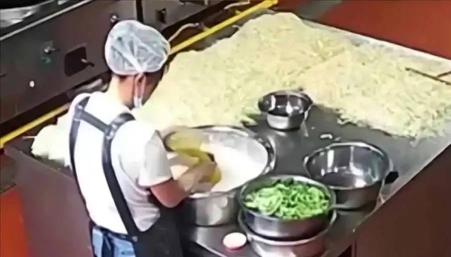 مدار الساعة,أخبار الأسرة