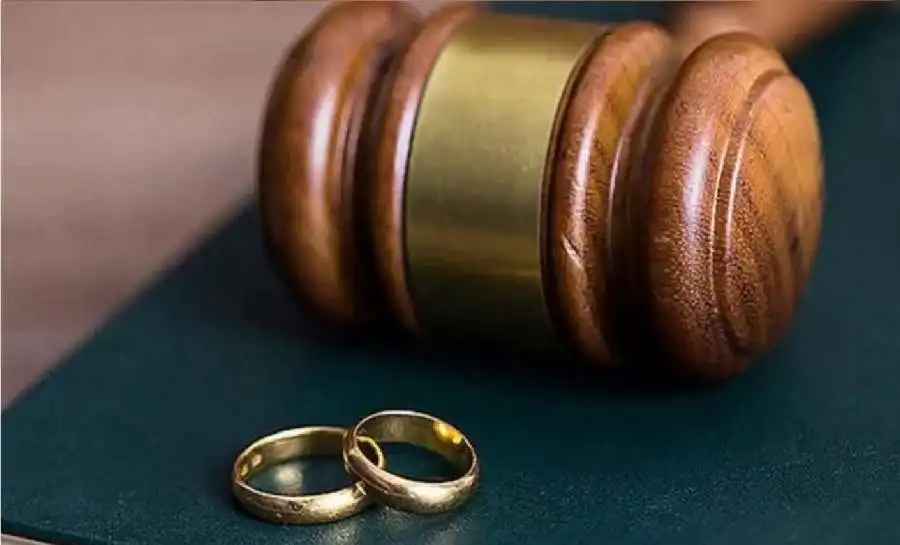 مدار الساعة,أخبار الأسرة