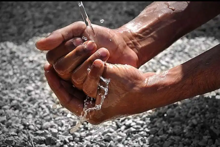 مدار الساعة,شؤون دينية