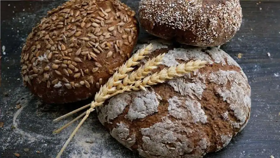 مدار الساعة,أخبار الأسرة,وسائل التواصل الاجتماعي