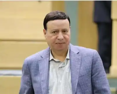 النائب الفايز يلوّح بالانسحاب من حزب