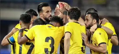  الحسين يكتسح الأهلي بدوري المحترفين