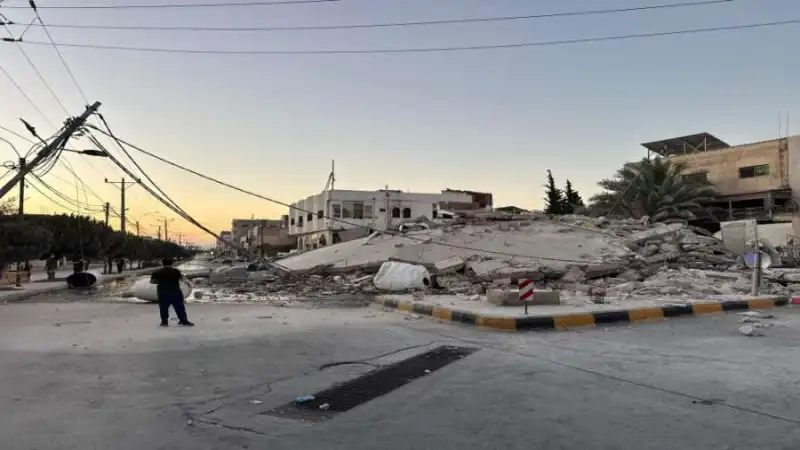 مدار الساعة,أخبار الأردن,اخبار الاردن,وزير الأشغال العامة والإسكان,ماهر أبو السمن,وزارة الأشغال العامة والإسكان,وزارة الأشغال,الجمعية العلمية الملكية