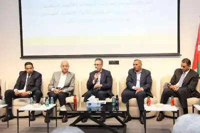 القضاة ولجنة الاقتصاد النيابية يزورون مدينة