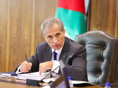 جعفر حسان التقى وشكر الوزراء المغادرين..