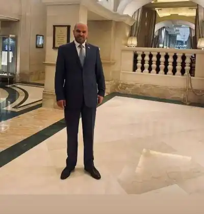 الصفدي ينعى الشاب (فارس) نجل النائب