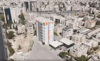 لكل شابة وشاب عنده حلم كبير..