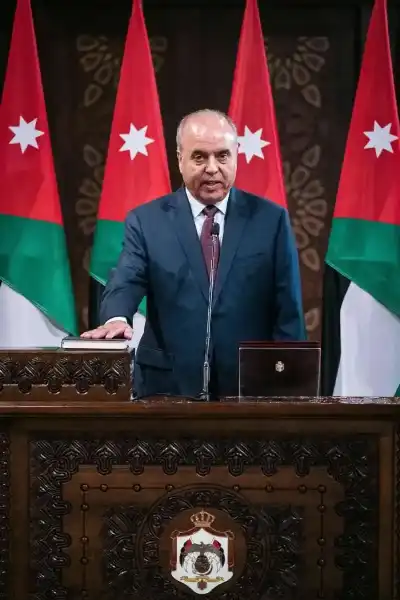 فريحات يكتب: معالي عزمي محافظة.. مسيرة