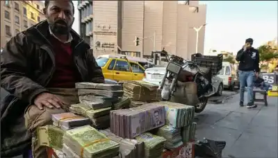 سوريا تعتزم إصدار أوراق نقدية جديدة