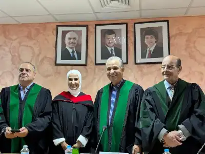 الماجستير في الإعلام لـ حلا أبوشاكر