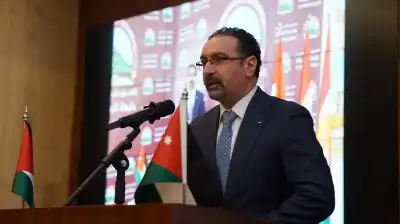 السفير فؤاد المجالي يبدأ أعماله ناطقا