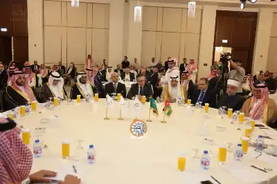 وزير الصناعة والتجارة يفتتح ملتقى الأعمال