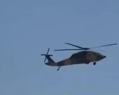 مروحيات أردنية تنقل الرئيس محمود عباس