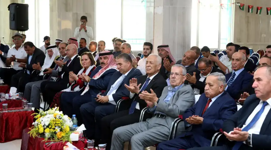 مدار الساعة,مناسبات أردنية,وزير الزراعة,الملك عبدالله الثاني,الملكة رانيا العبدالله,ولي العهد,رئيس الوزراء,القوات المسلحة الأردنية,الديوان الملكي الهاشمي,جامعة البلقاء التطبيقية,القوات المسلحة,الضفة الغربية,خدمة العلم