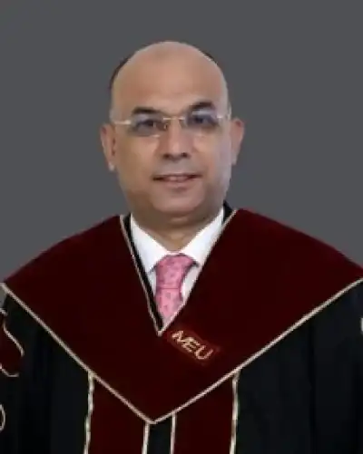 تجديد تعيين الدكتور حازم النسور عميدا