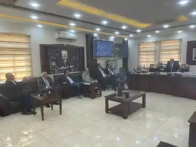 الزرقاء.. اجتماع موسّع لمواجهة ظاهرة الكلاب