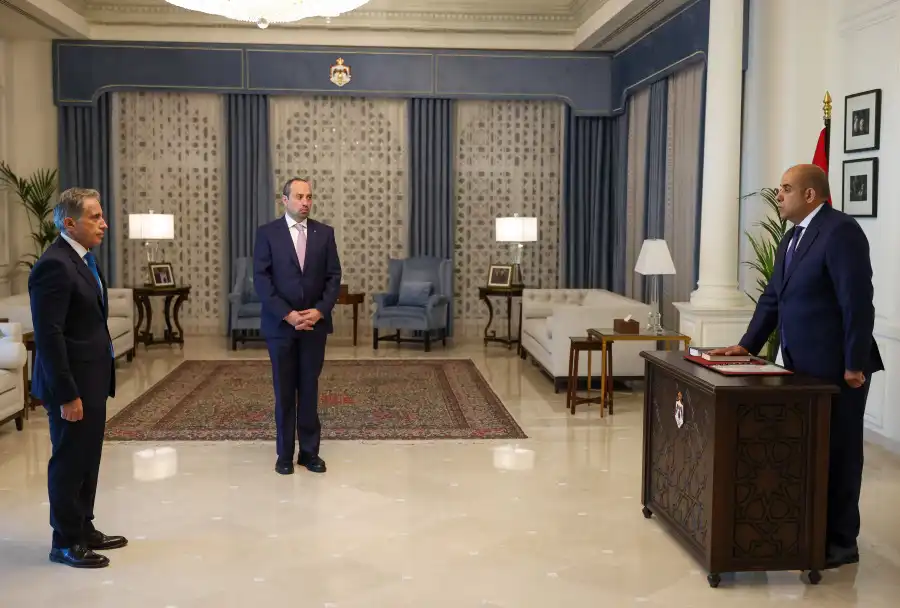 مدار الساعة,أخبار الأردن,اخبار الاردن,الدكتور جعفر حسان,رئيس الوزراء,رئاسة الوزراء,هيئة الأوراق المالية,الأوراق المالية,الإرادة الملكية السامية