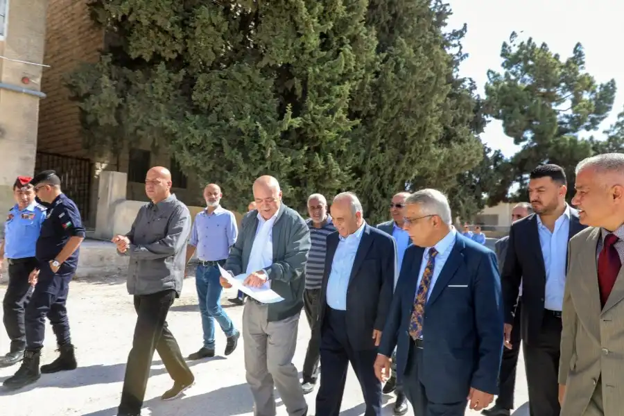 مدار الساعة,أخبار الأردن,اخبار الاردن,وزير الإدارة المحلية,وليد المصري,وزير التربية والتعليم,الدكتور عزمي محافظة,وزير البيئة,عزمي محافظة,مديرية الأمن العام,الأمن العام