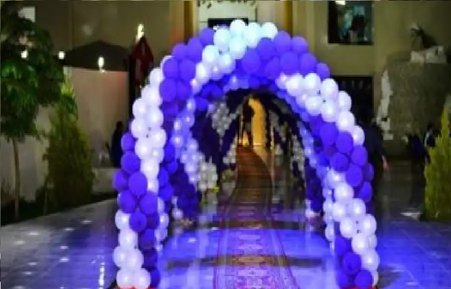 مدار الساعة,شؤون دينية