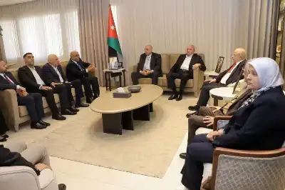 القاضي يلتقي نقيب وأعضاء مجلس نقابة