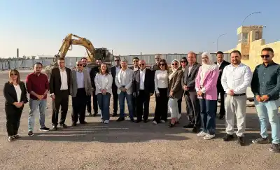 مجموعة المناصير تضع حجر الأساس لمشروع